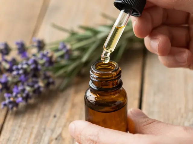 Massage Aromathérapie : Guide Complet Bienfaits, Huiles Essentielles et Pratique